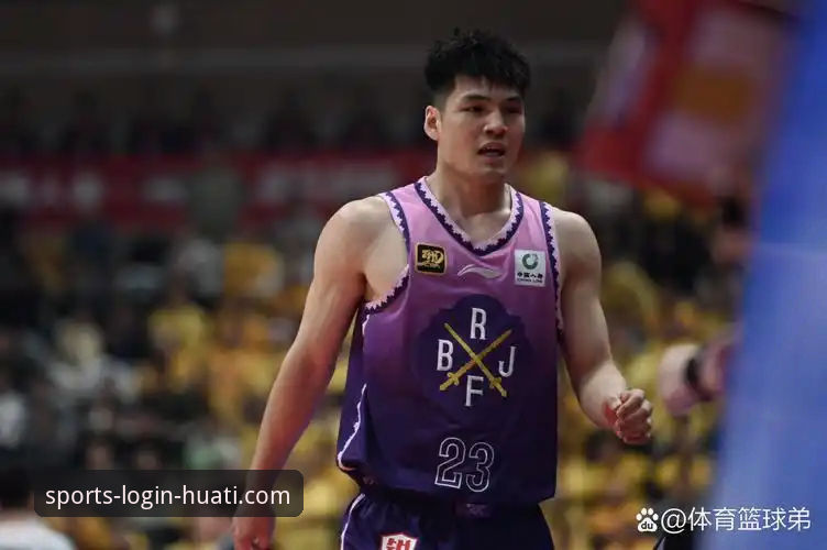 资深体育迷分享：CBA状元陈国豪“回避条款”风波，在华体会体育平台看卡位战的心得